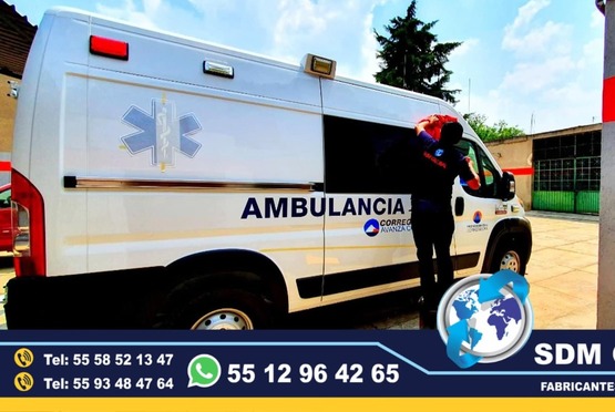 Fabricacion conversion, equipamiento y Venta de Unidades Moviles Medicas, Seguridad, Gobieno, Oficinas, Cobro, Rescate, Salvamento, Proteccion, Higiene, Traslado de Reos. Las unidades móviles especiales son vehículos adaptados para llevar servicios y atención a diferentes lugares, especialmente a zonas remotas o de difícil acceso. Estas unidades pueden ser utilizadas para diversos fines, como atención médica, educación, trámites gubernamentales, y más, llevando la atención directamente a la población.Unidades médicas móviles:Equipadas con consultorios, laboratorios o áreas de atención para brindar servicios de salud a comunidades alejadas, Unidades de capacitación móvil:Aulas móviles o centros de capacitación que llevan programas educativos y de formación a diferentes lugares, Unidades de atención gubernamental móvil:Ofrecen servicios como trámites legales, registro civil o asesoría en comunidades distantes.Beneficios de las unidades móviles especiales:Mayor alcance:Permiten llegar a poblaciones que no tienen fácil acceso a servicios o centros de atención. Mayor eficiencia:Ofrecen servicios de manera descentralizada, adaptándose a las necesidades de cada comunidad. Mayor impacto:Al acercar los servicios a la población, se genera un impacto positivo en la calidad de vida de las personas. Flexibilidad:Pueden adaptarse a diferentes tipos de vehículos (camiones, furgonetas, autobuses) dependiendo de las necesidades