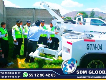 En Sdm Global Mexico Fabricacion conversion equipamiento y venta de Ambulancias de traslado en Mexico, somos fabricantes directos en Mexico. Sdm Global Mexico empresa 100% especializada en la venta fabricación conversión equipamiento de diferentes tipos de ambulancias de traslado y vehículos de emergencia, ofreciendo soluciones personalizadas para diversas necesidades en el mercado nacional.Dedicados a la fabricación de ambulancias y patrullas, ofreciendo servicios relacionados con la seguridad y emergencias, venta de unidades médicas móviles y ambulancias, además de carrocerías industriales,Somos un fabricante mexicano con más de 15 años de experiencia, especializado en la fabricación y comercialización de ambulancias y vehículos de rescate, con un enfoque en la alta calidad y el cumplimiento de normativas mexicanas.Diseñamos y equipamos ambulancias con la tecnología y los materiales necesarios para asegurar funcionalidad y seguridad, cumpliendo con las normativas mexicanas.En Sdm Global Mexico nos dedicamos a la Fabricacion conversion equipamiento y venta de Unidades Moviles Medicas Especiales en Mexico somos fabricantes directos en Mexico.
