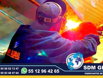 Conversion Equipamiento Fabricacion y Venta de Equipo para Patrullas Camionetas Pick Up, Accesorios Metalicos, Equipo visual acustico, Luces auxiliares, Rotulacion.El equipamiento Pick-up es uno de los mas completos para patrulla, ya que cuenta con una gran variedad de accesorios metálicos, así como accesorios visual acústico. En cuestión de accesorios metálicos contamos con Tumbaburros, Roll Bar de 3 Arcos Tipo Com­­ando, Banca central con respaldo, Defensa Trasera Tipo Escalón. En la parte de accesorios visual acústico cuenta con Torreta, Sirena y Bocina, adicional mente se le puede agregar un Kit de Estrobos en faros Marca WHELEN, FEDERAL SIGNAL, EPCOMSomos una Empresa Mexicana líder en el Mercado con años de experiencia, especialistas en el Equipamiento de Patrullas Equipadas Cajas y Remolques Unidades Moviles Especiales de Seguridad, Rescate, Salvamento, Salud, Comunicacion, Higine, etc.,Somos fabribricantes directos, distribuidores en todo Mexico, comunicate y te atenderemos personalmente. contamos con las mejores marcas en el mecado