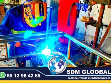 En Sdm Global Mexico Fabricacion conversion equipamiento y venta de Ambulancias de traslado en Mexico, somos fabricantes directos en Mexico. Sdm Global Mexico empresa 100% especializada en la venta fabricación conversión equipamiento de diferentes tipos de ambulancias de traslado y vehículos de emergencia, ofreciendo soluciones personalizadas para diversas necesidades en el mercado nacional.Dedicados a la fabricación de ambulancias y patrullas, ofreciendo servicios relacionados con la seguridad y emergencias, venta de unidades médicas móviles y ambulancias, además de carrocerías industriales,Somos un fabricante mexicano con más de 15 años de experiencia, especializado en la fabricación y comercialización de ambulancias y vehículos de rescate, con un enfoque en la alta calidad y el cumplimiento de normativas mexicanas.Diseñamos y equipamos ambulancias con la tecnología y los materiales necesarios para asegurar funcionalidad y seguridad, cumpliendo con las normativas mexicanas.En Sdm Global Mexico nos dedicamos a la Fabricacion conversion equipamiento y venta de Unidades Moviles Medicas Especiales en Mexico somos fabricantes directos en Mexico.